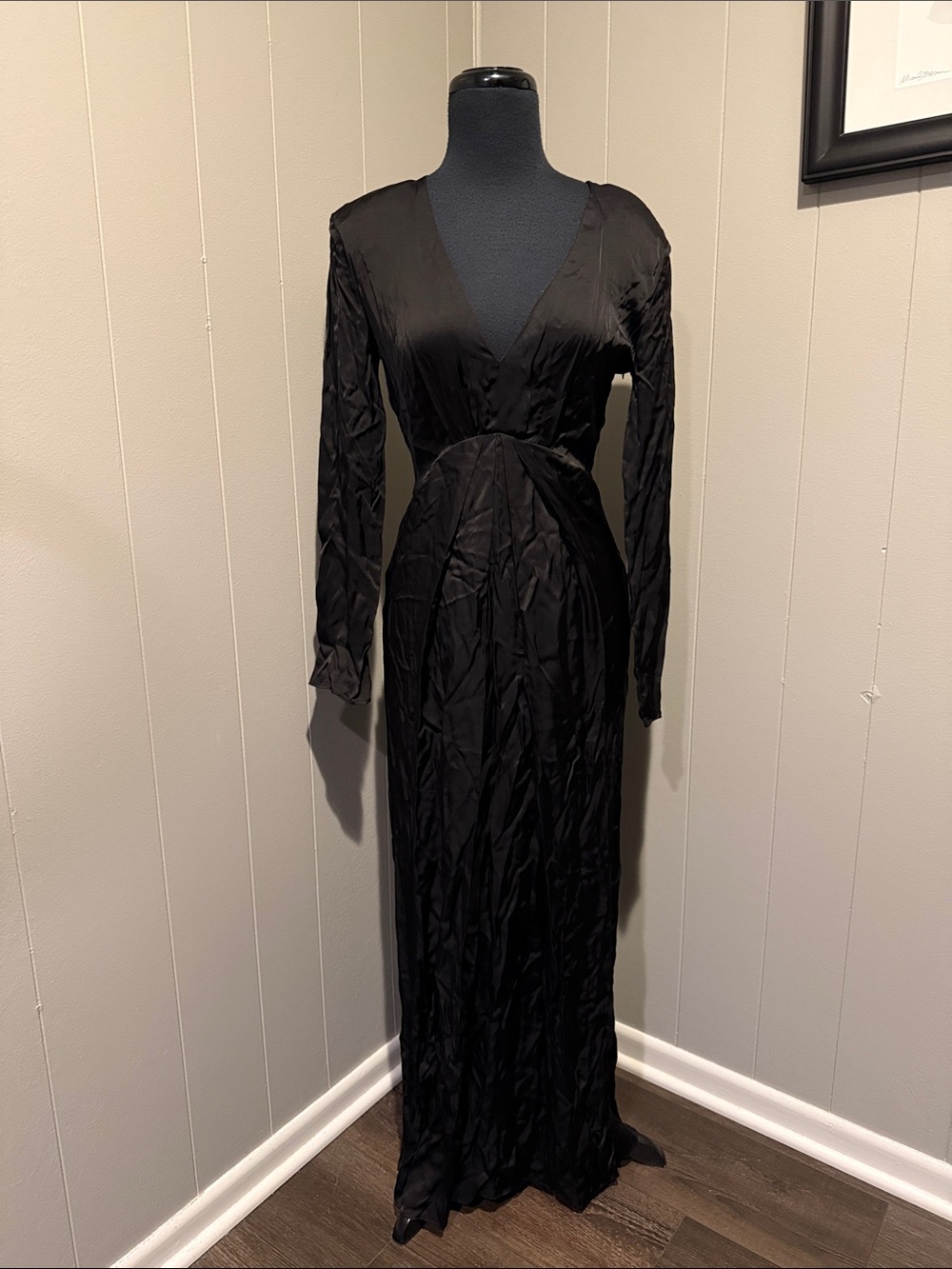 B42 The Kooples Women’s 1 Black Long Sleeve V-Neck Maxi Gown